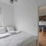 Rentplanet - Apartament Rozanka